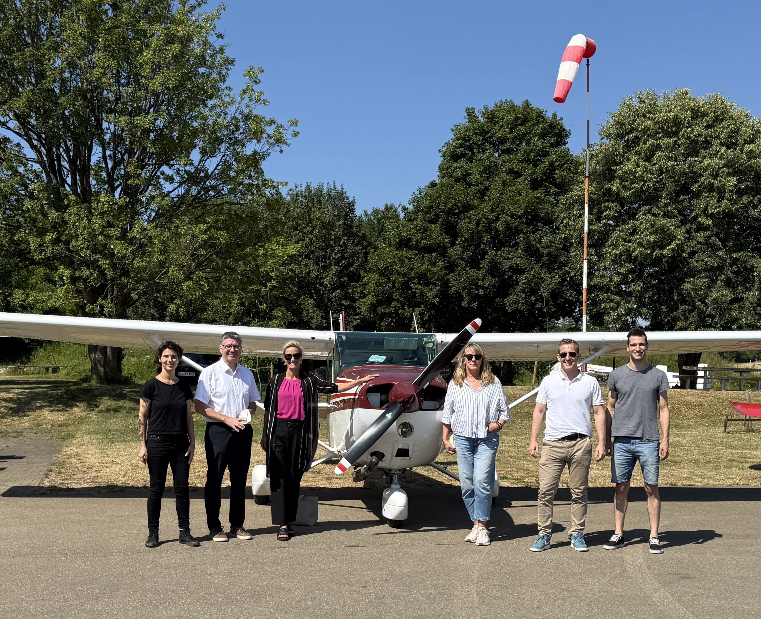 Schwäbische Alb aus der Vogelperspektive: Rundflug für Christine Schönhuber